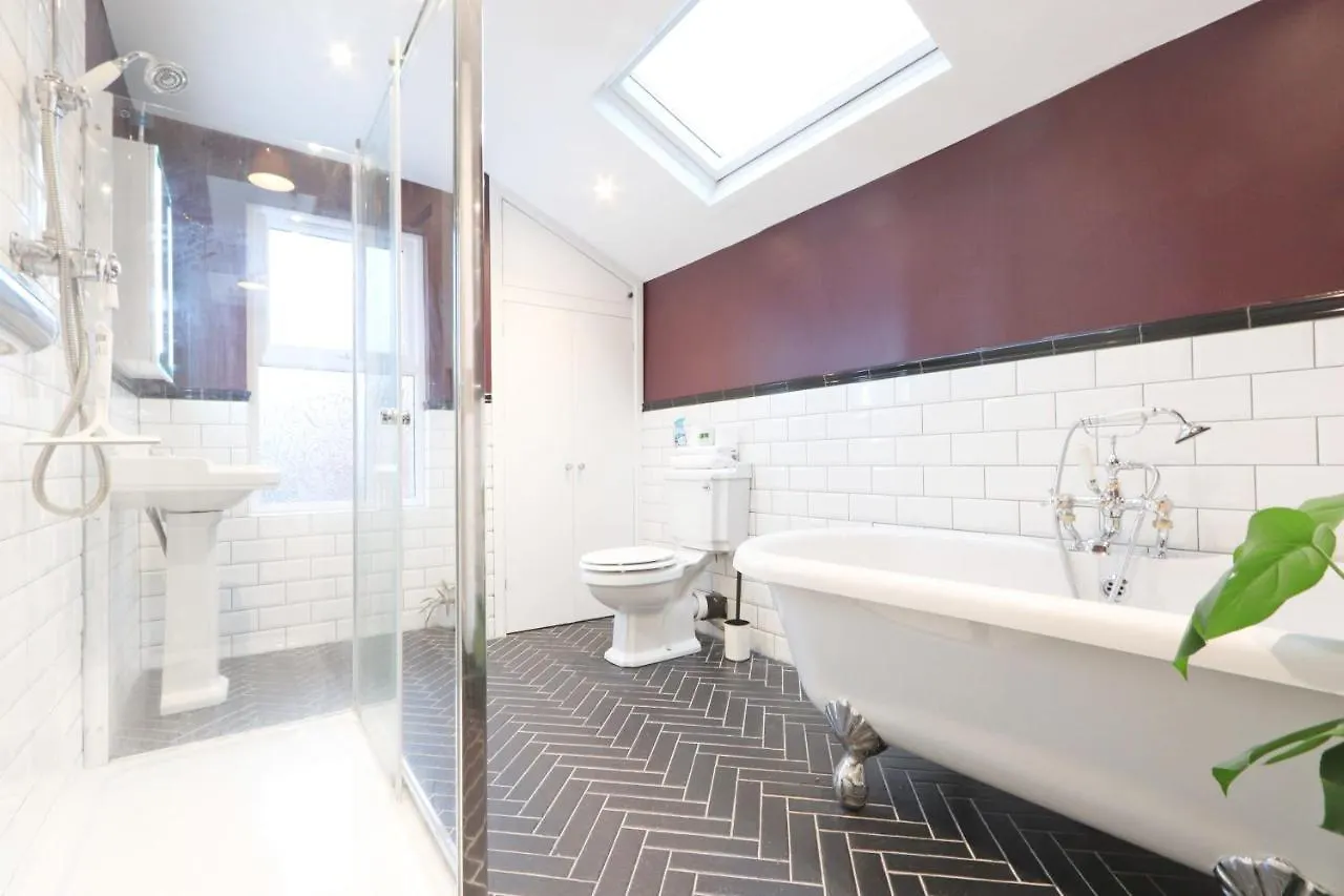 Brighton Terrace Two Bedroom House Bristol
