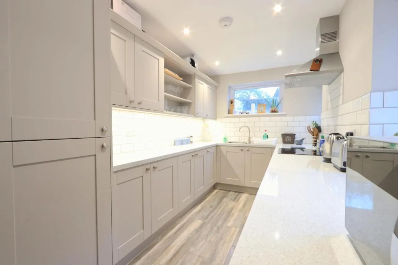 Brighton Terrace Two Bedroom House Bristol